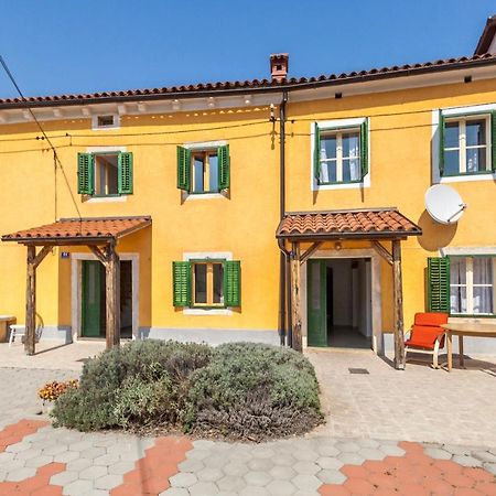 House Krizanic In Marcana, Istria, With 2 Apartments, Total 9 Guests Exterior foto