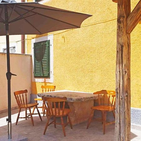 House Krizanic In Marcana, Istria, With 2 Apartments, Total 9 Guests Exterior foto