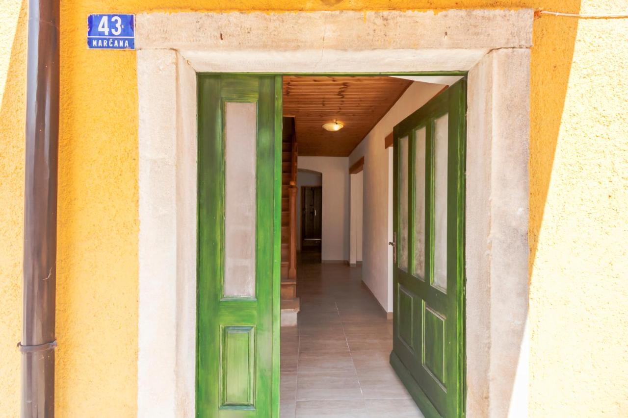 House Krizanic In Marcana, Istria, With 2 Apartments, Total 9 Guests Exterior foto