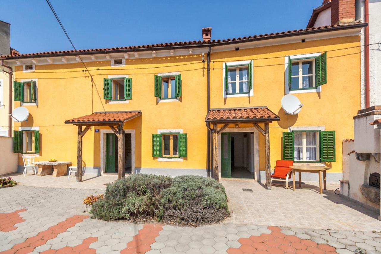 House Krizanic In Marcana, Istria, With 2 Apartments, Total 9 Guests Exterior foto