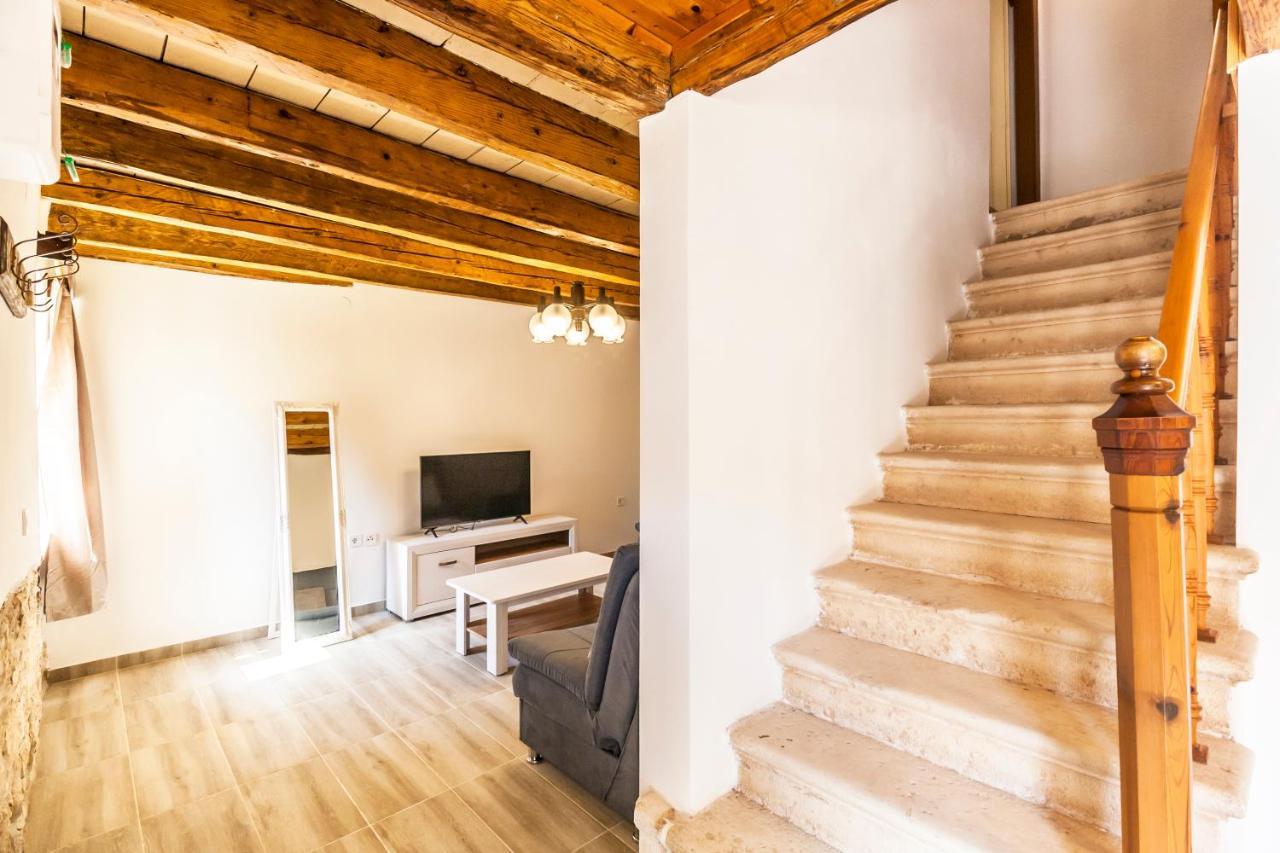 House Krizanic In Marcana, Istria, With 2 Apartments, Total 9 Guests Exterior foto